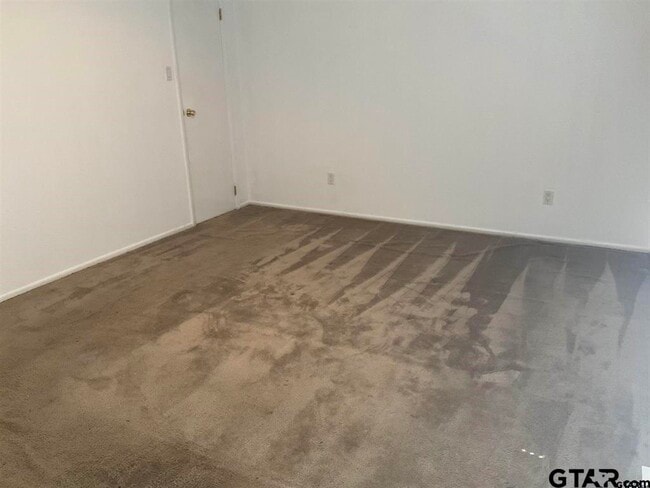 Building Photo - 5101 Foxglove Cir