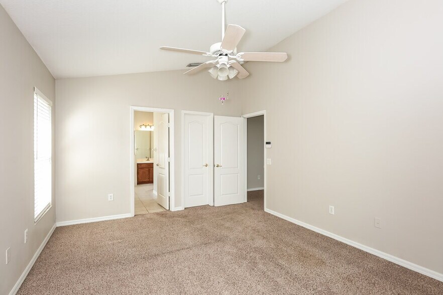 Building Photo - 11113 Lake Lanier Dr