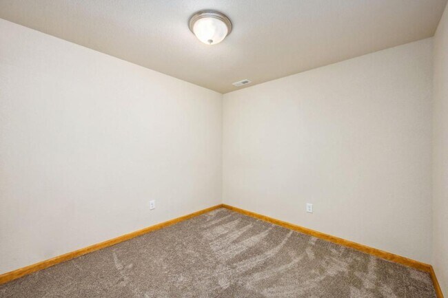 Building Photo - 2267 Steamboat Springs St