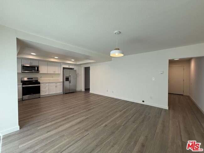 Building Photo - 1732 W 169th Pl