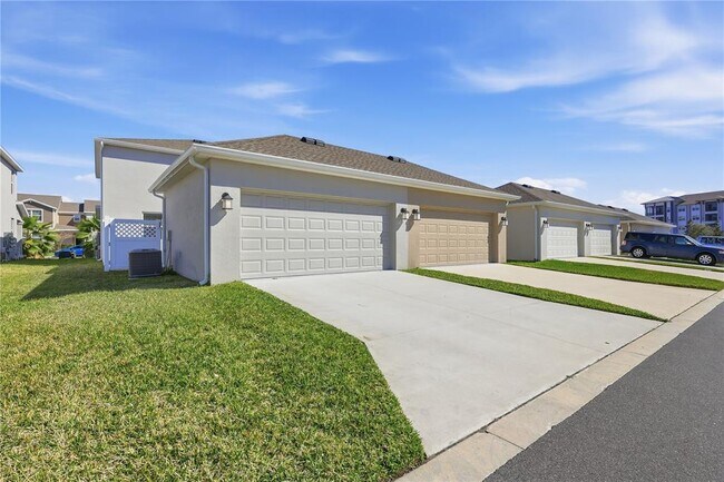 Building Photo - 10672 Words Dr