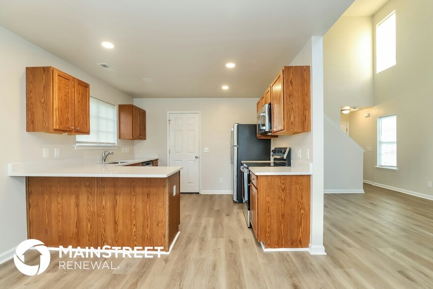 Building Photo - 1004 Highstone Dr