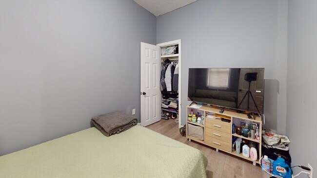 Building Photo - 45 Morris St