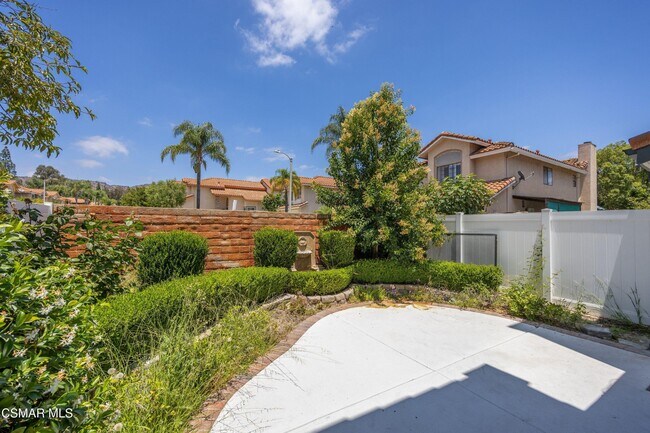 Building Photo - 4791 Parma Dr