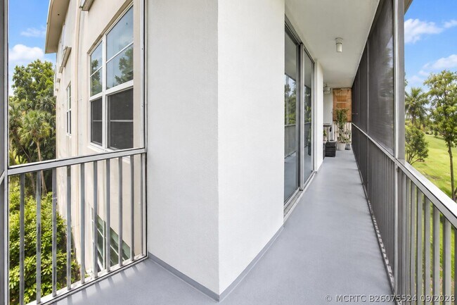 Building Photo - 4000 Cypress Grove Way