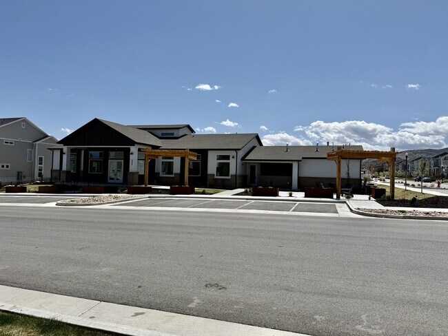 Building Photo - 13584 Hanley Ln