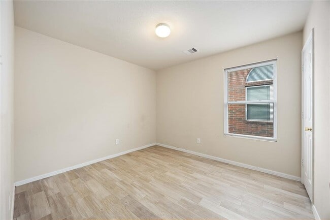 Building Photo - 29319 Alba Rose Dr