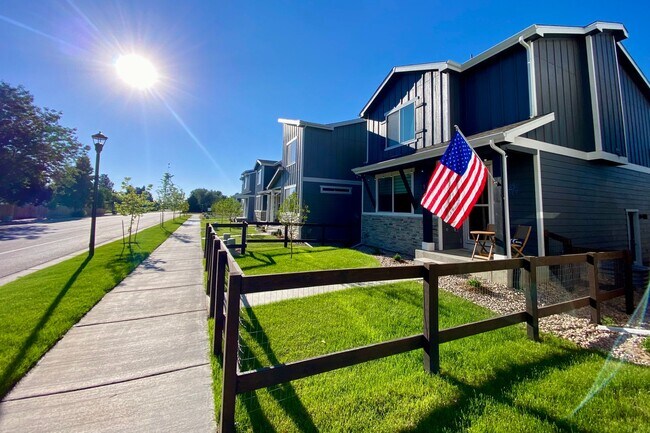 Building Photo - Detatched Home in Village at Rose Farm, Berthoud!