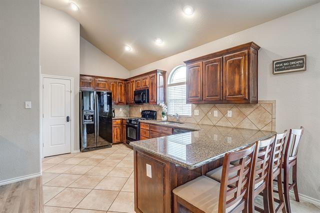 Building Photo - 2420 Priscella Dr
