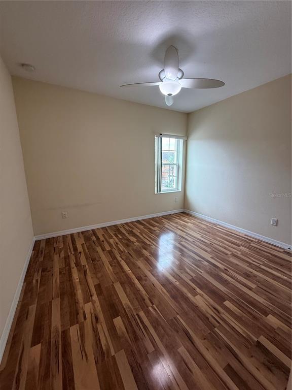 Building Photo - 2054 Royal Vista Ct