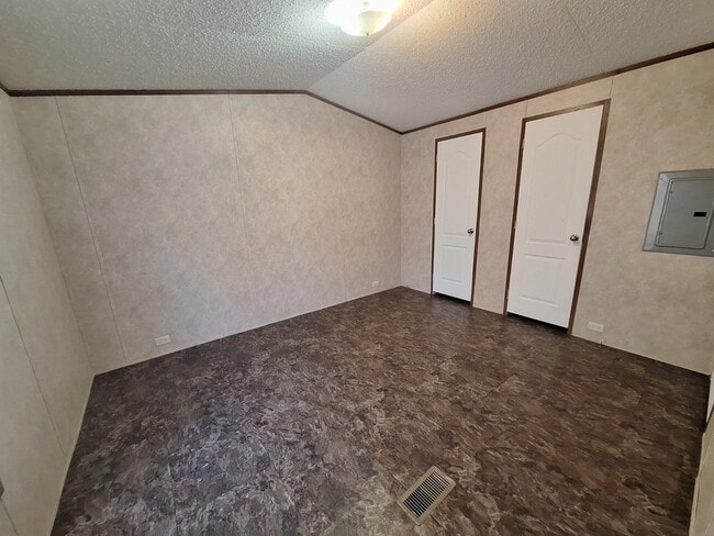 Building Photo - 1134 Kelly Dr