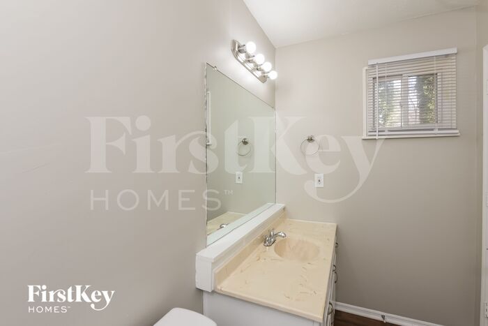 Building Photo - 3292 Mixon Way