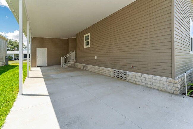 Building Photo - 3109 Walden Shores Blvd