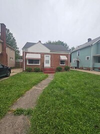 Building Photo - 1440 E 221st St