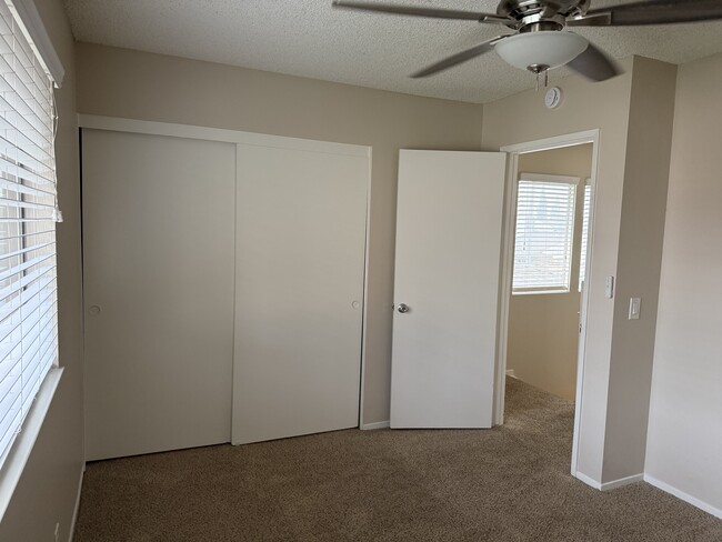 Building Photo - 183 Southampton Way