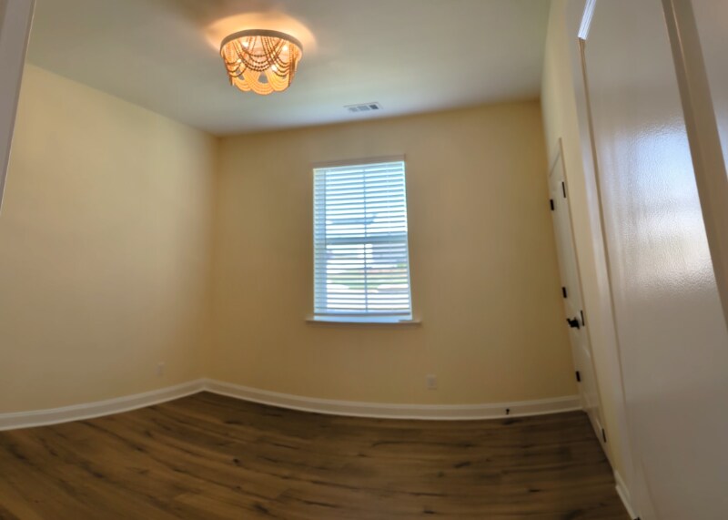 Building Photo - 91 Tropics Ave