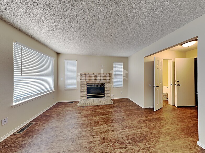 Building Photo - 6616 Monaco Way