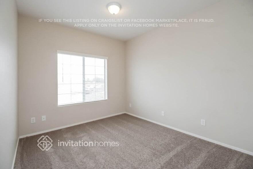 Building Photo - 1007 W Libra Dr