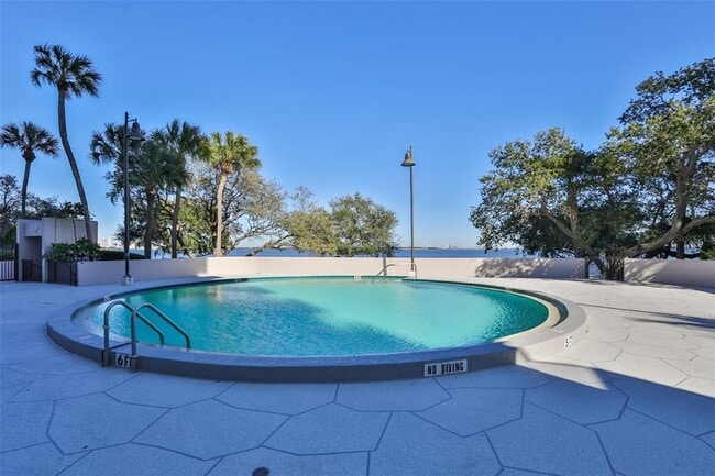 Building Photo - 4141 Bayshore Blvd