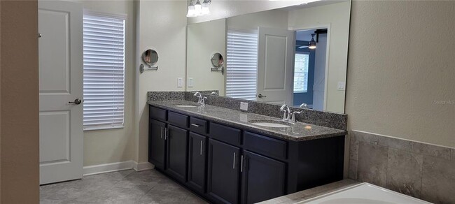 Building Photo - 15226 Pacey Cove Dr