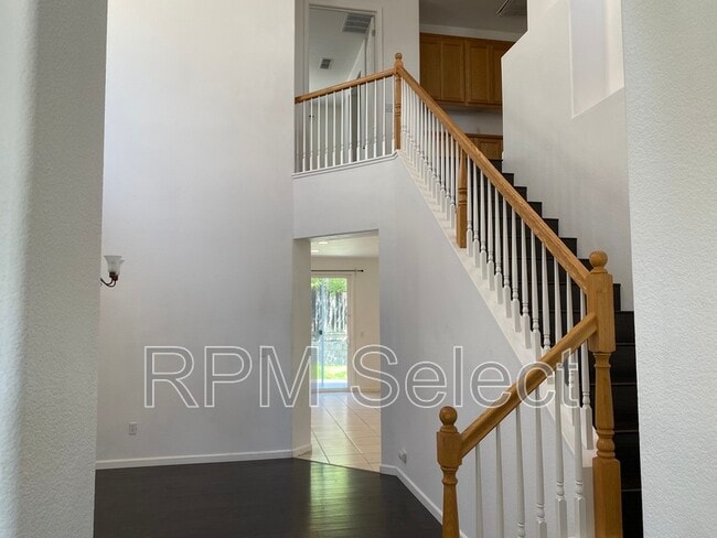 Building Photo - 5085 Lockie Ln