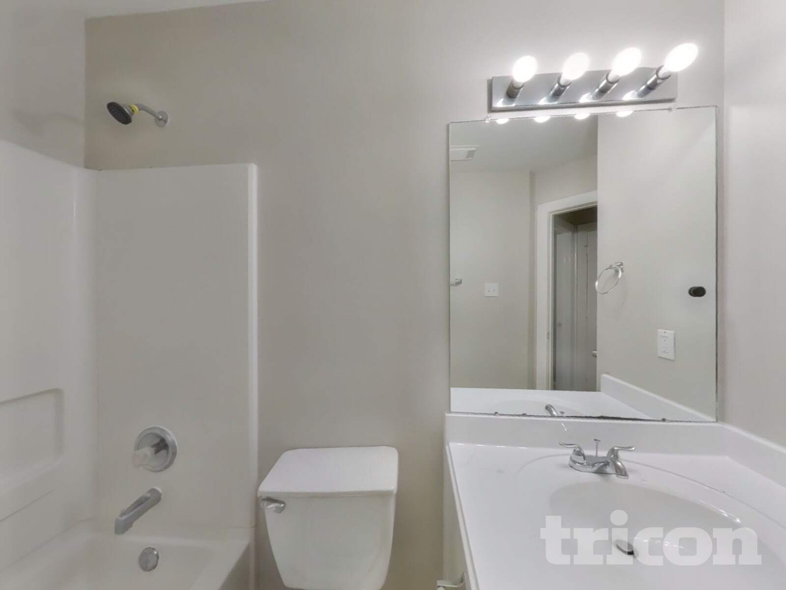 Building Photo - 18835 Atasca Oaks Dr