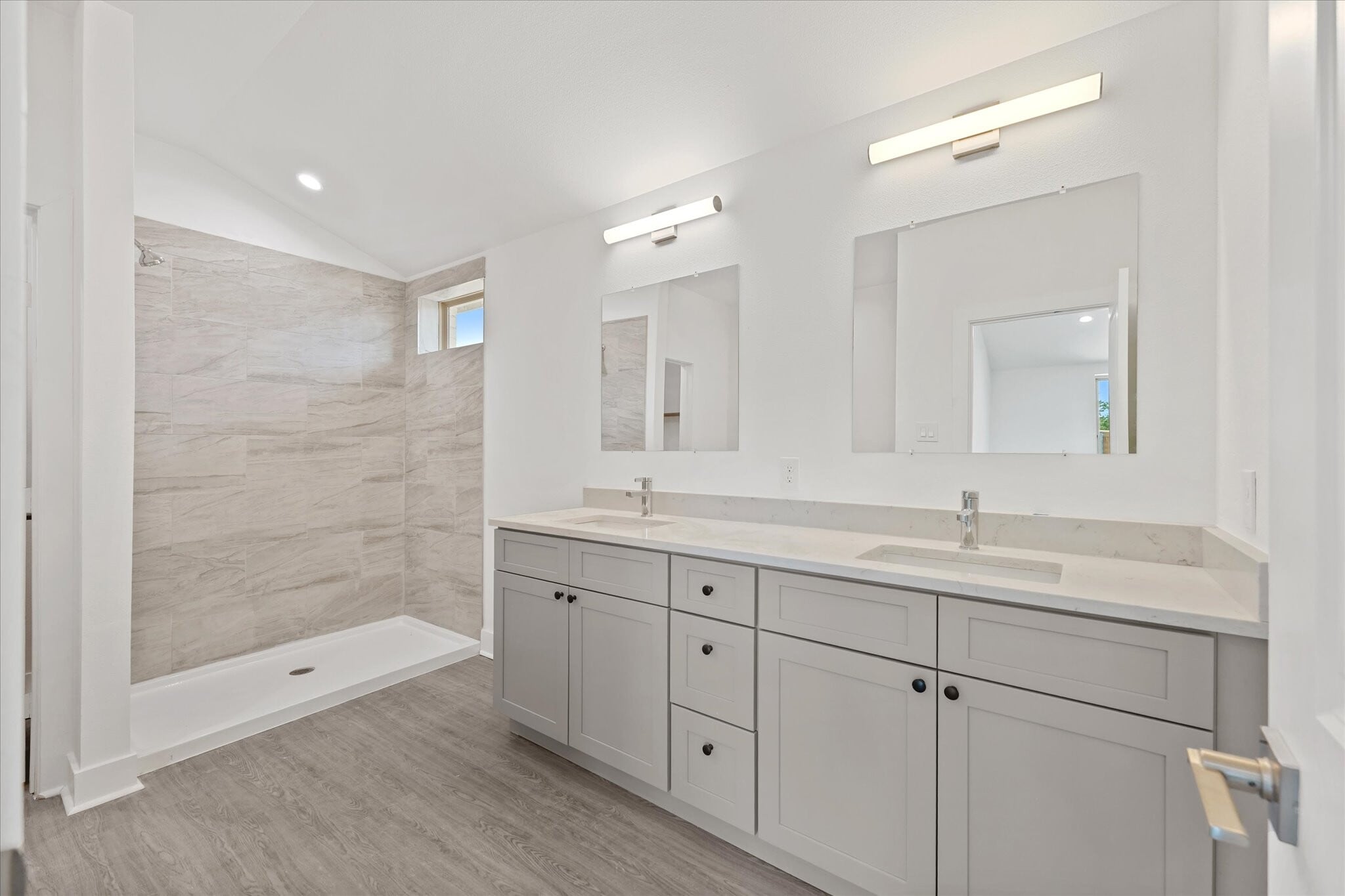 Building Photo - 3763 Wenatche Dr