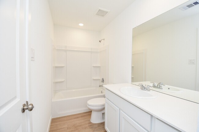 Building Photo - 21430 Carosella Dr