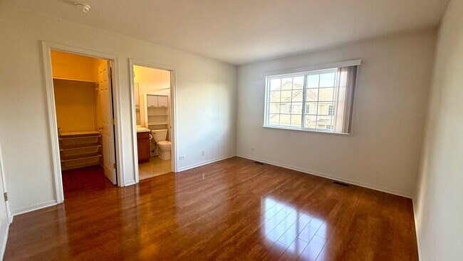 Building Photo - 696 S Jade Ln