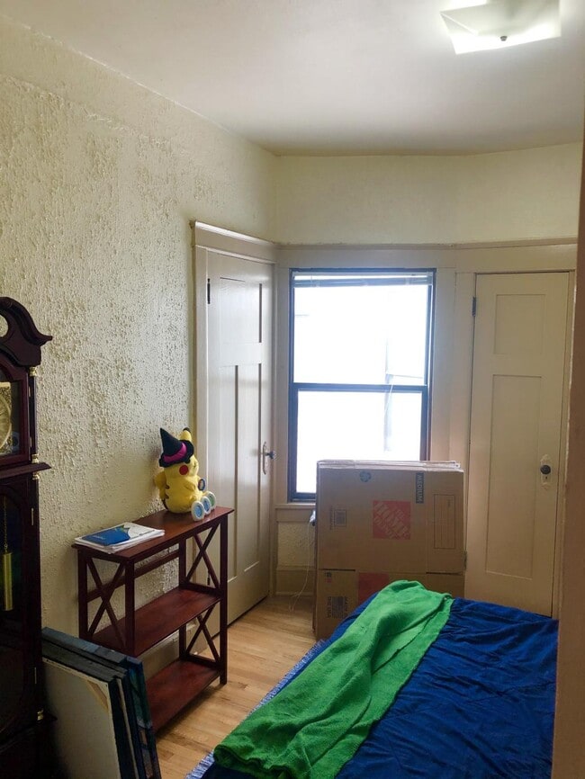 Building Photo - Snyder/Duke Apts - 1 bedroom