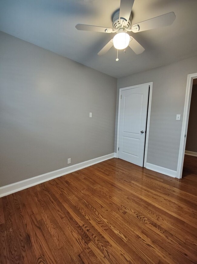 Building Photo - 3BD/2BA with a FLEX ROOM HOUSE IN WEST ASHLEY- Available June 1, 2026!