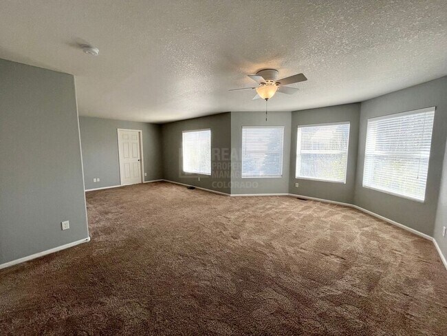 Building Photo - 18744 Burlington Pl