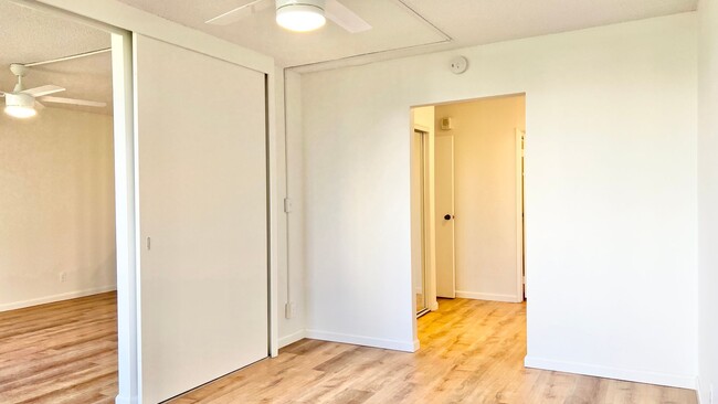 Building Photo - BEAUTIFULLY RENOVATED 1 BEDROOM UNIT IN DO...