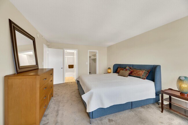 Building Photo - 133 N Pompano Beach Blvd