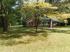 Building Photo - 278 Gatewood Dr