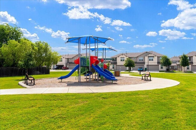 Building Photo - 17103 Crane Fly Dr