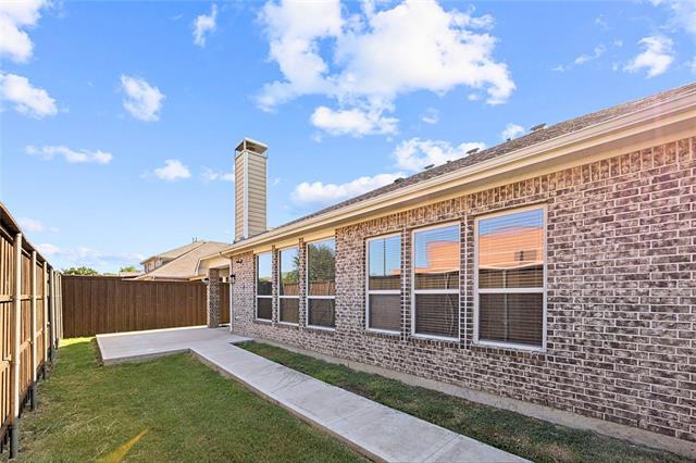 Building Photo - 1211 Windgate Wy