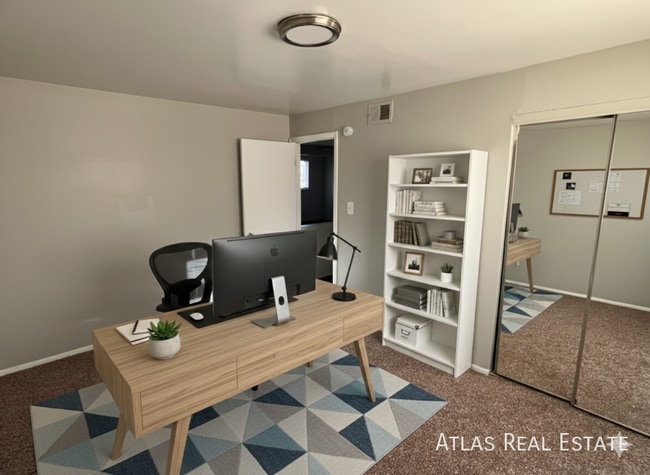 Building Photo - 2707 N Chestnut St