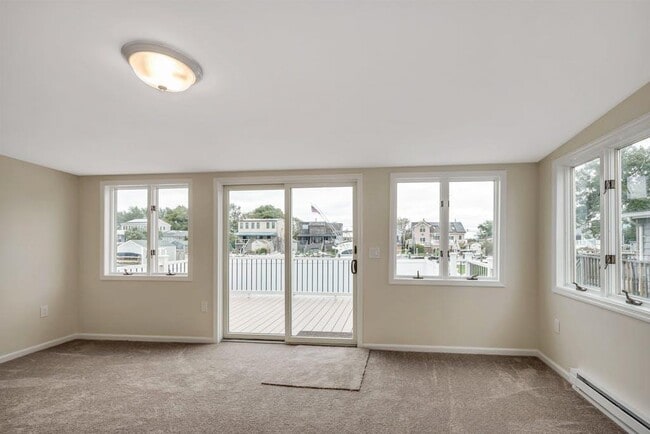 Building Photo - 22 Namkee Ln