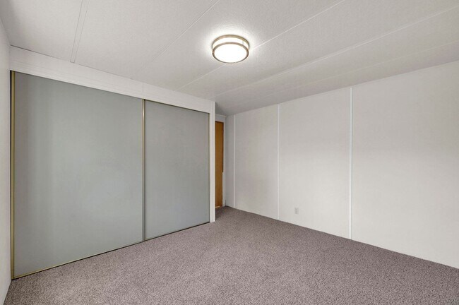 Building Photo - 3-Bedroom 2-Bathroom home with HUGE Shop in Cedar Flats