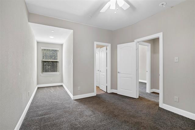 Building Photo - 4413 Riverview Dr