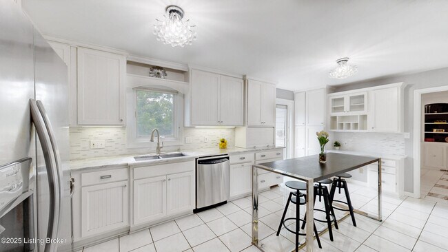 Building Photo - 8116 Montero Dr