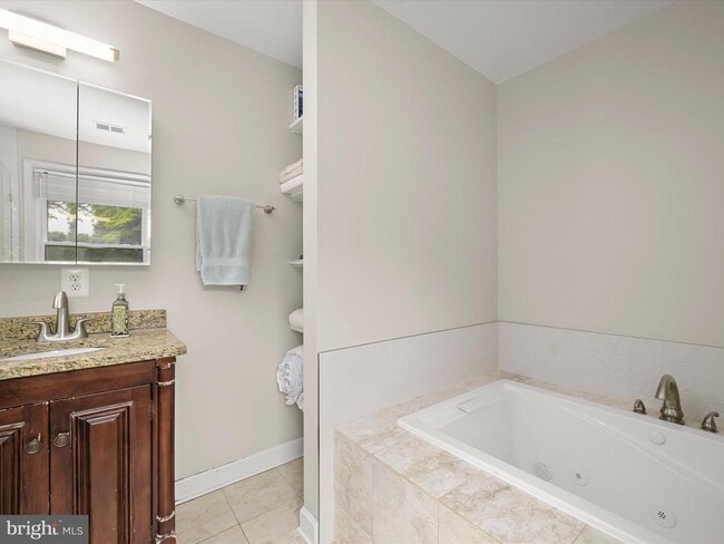 Building Photo - 7704 Zulima Ct