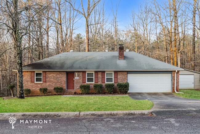 Building Photo - 310 Victoria Dr