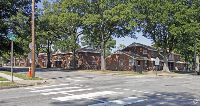 Building Photo - Fairfield Court