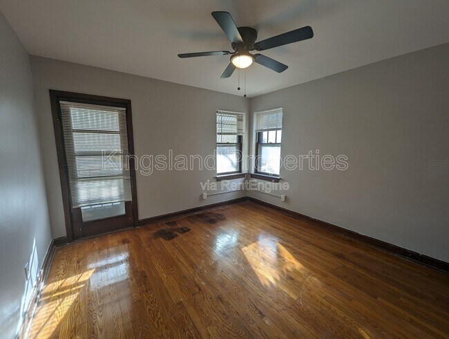 Building Photo - 3910 Chippewa St