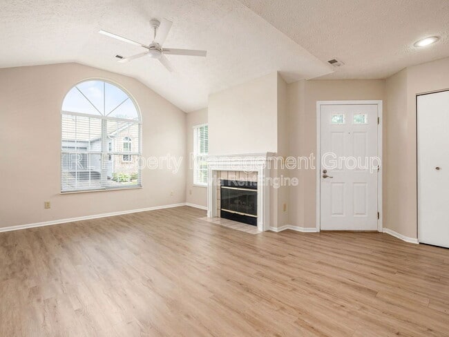 Building Photo - 1241 Villa Oaks Ct