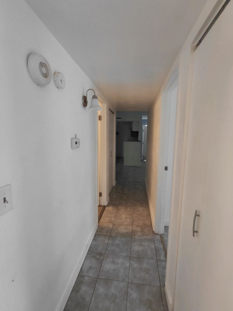 Building Photo - 14433 E Jewell Ave