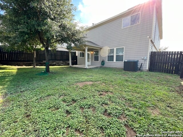 Building Photo - 13314 Hampton Dale