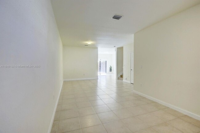 Building Photo - 11981 SW 150th Pl
